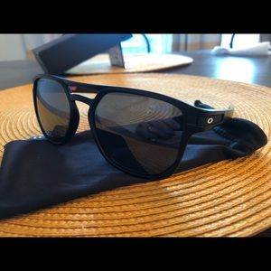 Oakley Latch Beta with Prizm Polarized lenses